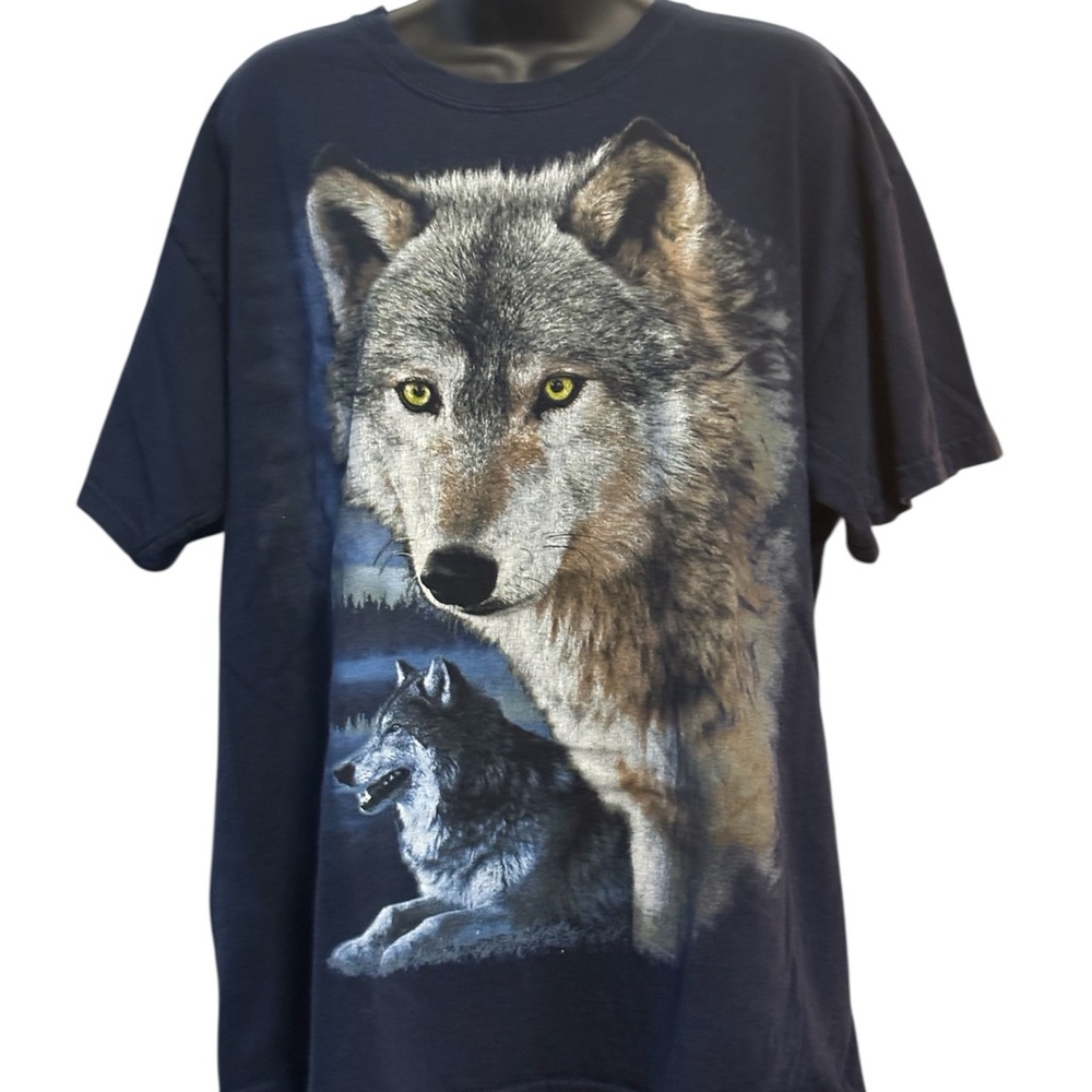 Gildan Navy Blue Wolf Graphic Tee